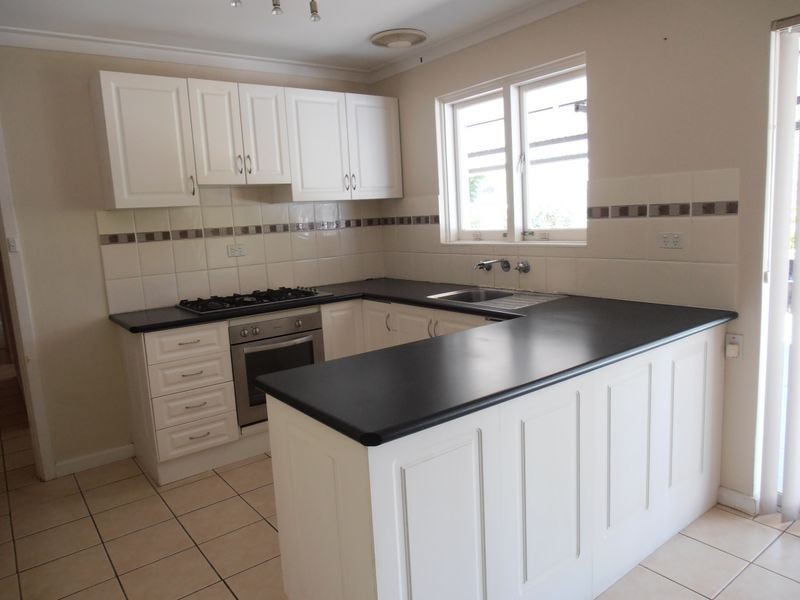 12 Nathaniel Way, Orelia WA 6167