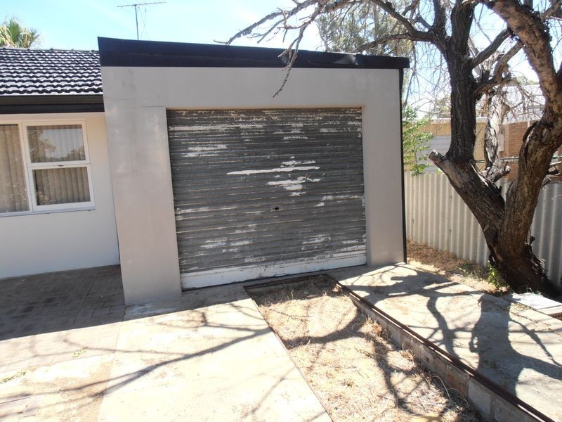 12 Nathaniel Way, Orelia WA 6167