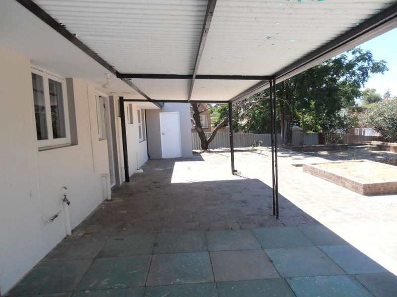 12 Nathaniel Way, Orelia WA 6167