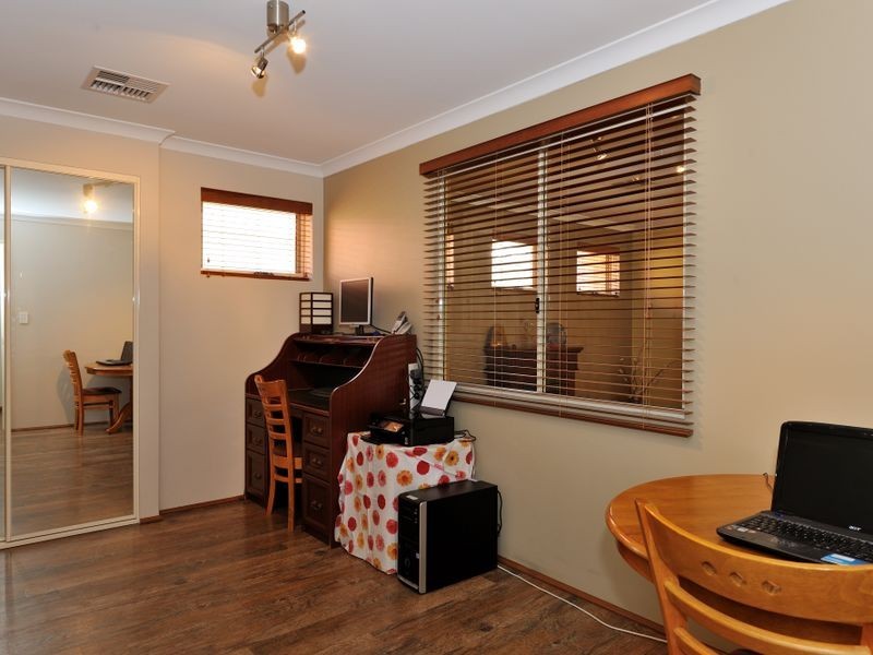 1 Gorman Place, Calista WA 6167