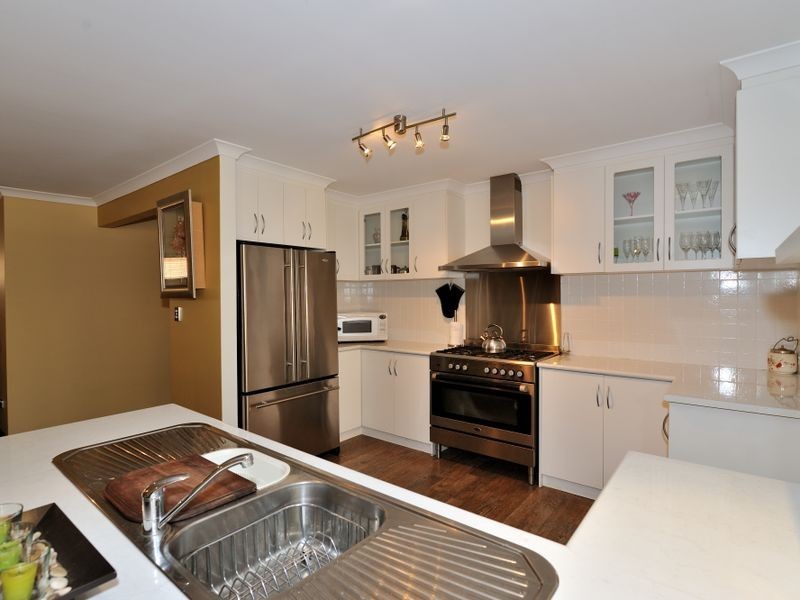 1 Gorman Place, Calista WA 6167