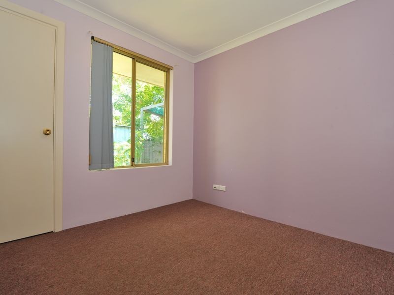 12 Devitt Grove, Parmelia WA 6167