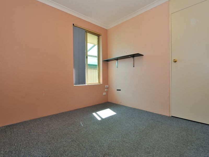 12 Devitt Grove, Parmelia WA 6167