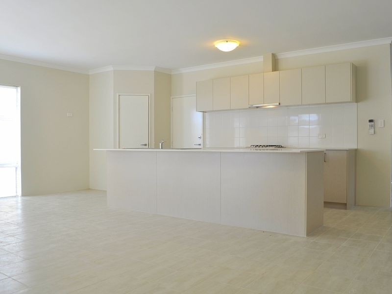 25 Tetbury Way, Wellard WA 6170