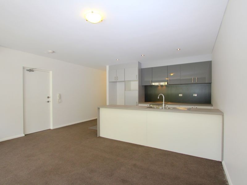 32/30 Lambeth Circle, Wellard WA 6170