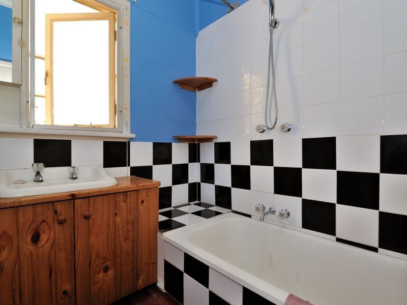 10 Kenton Way, Calista WA 6167