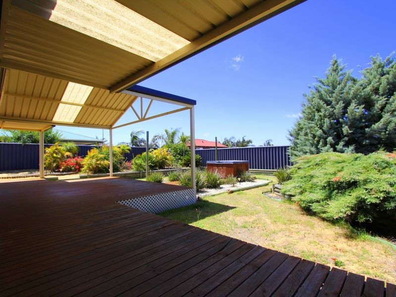 57 Colchester Avenue, Orelia WA 6167