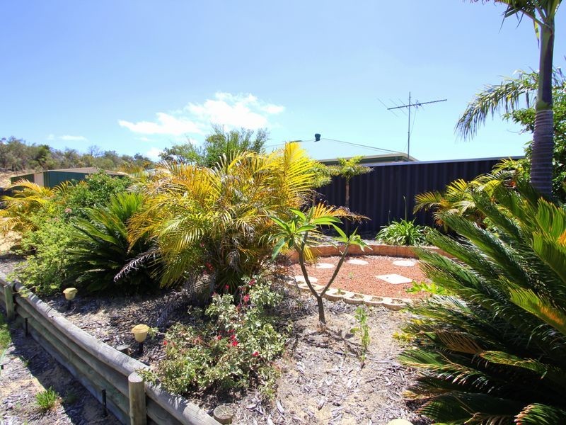 57 Colchester Avenue, Orelia WA 6167