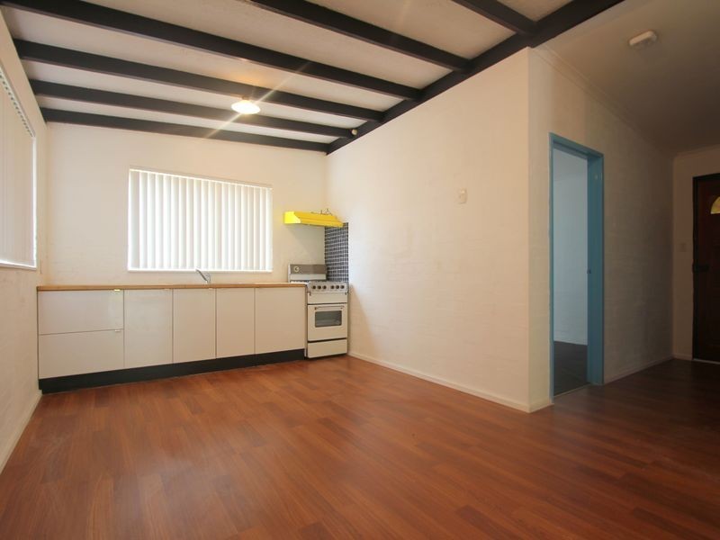 38 Woodley Way, Parmelia WA 6167