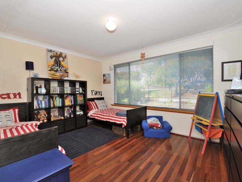 73 Sulphur Road, Orelia WA 6167