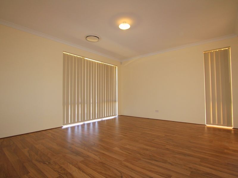 81 Sapphire Chase, Wellard WA 6170