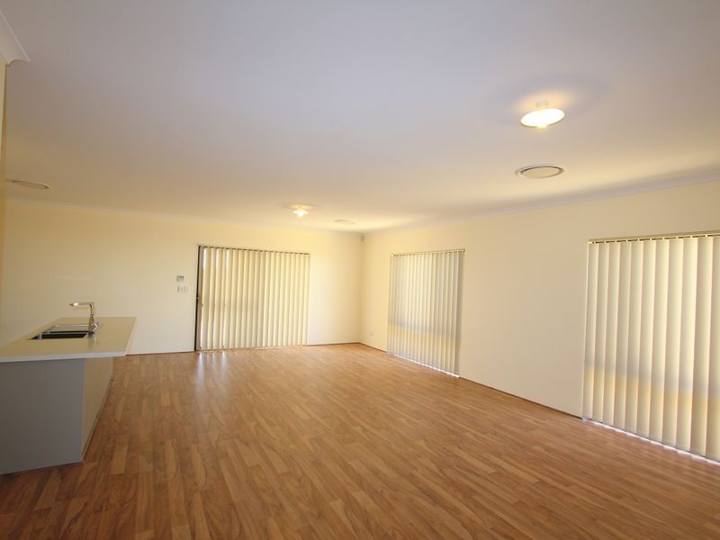 81 Sapphire Chase, Wellard WA 6170