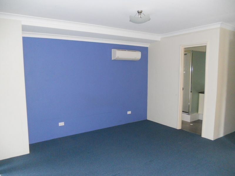 10 Sanctuary Drive, Bertram WA 6167