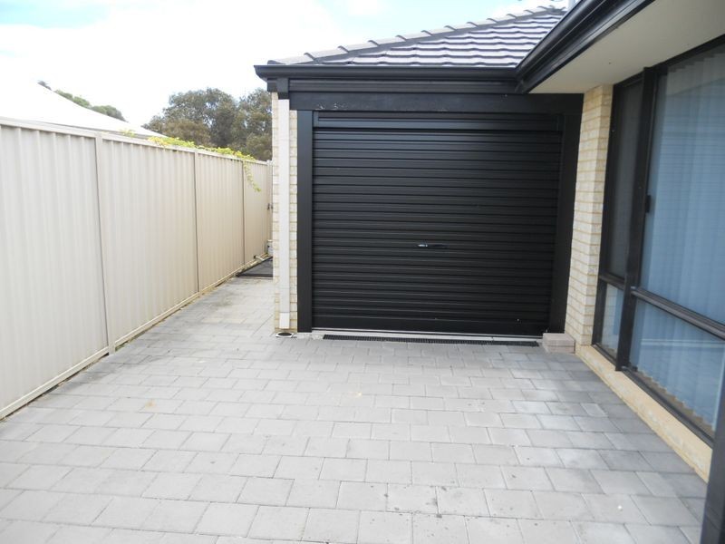 10 Sanctuary Drive, Bertram WA 6167