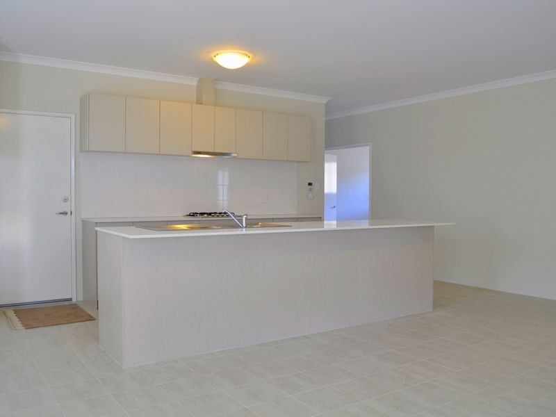 25 Tetbury Way, Wellard WA 6170