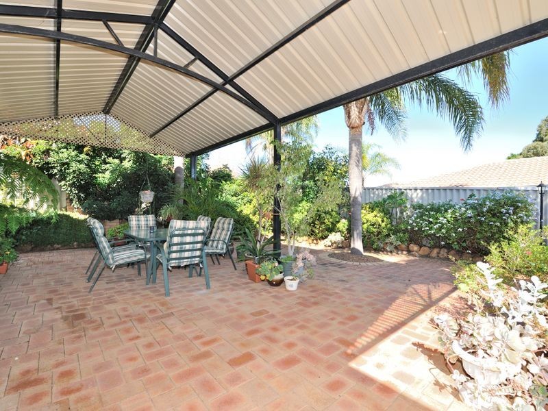 14 Falcon Court, High Wycombe WA 6057