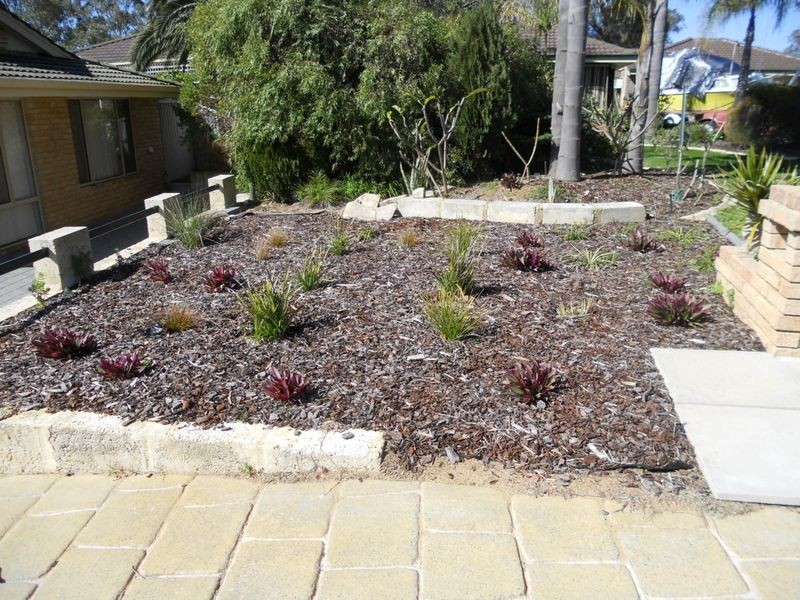 39 Parkway Gardens, Parmelia WA 6167