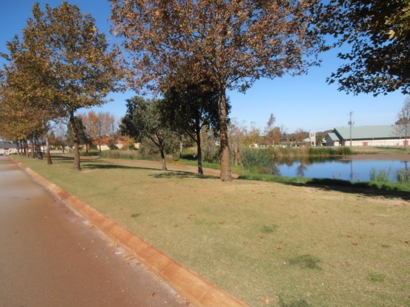 12 Chipperton Road, Bertram WA 6167