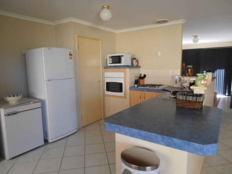 12 Chipperton Road, Bertram WA 6167