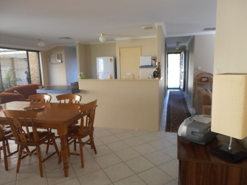 12 Chipperton Road, Bertram WA 6167