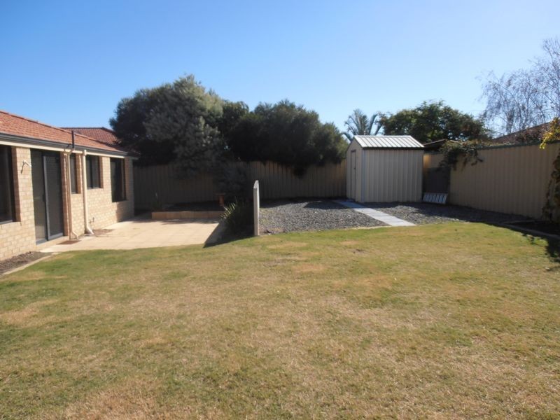 12 Chipperton Road, Bertram WA 6167