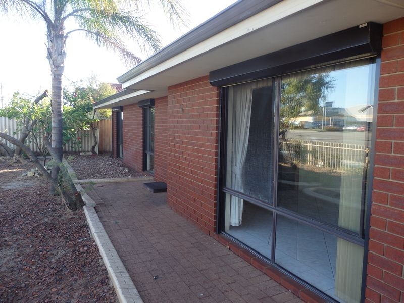 6 Grange Drive, Cooloongup WA 6168