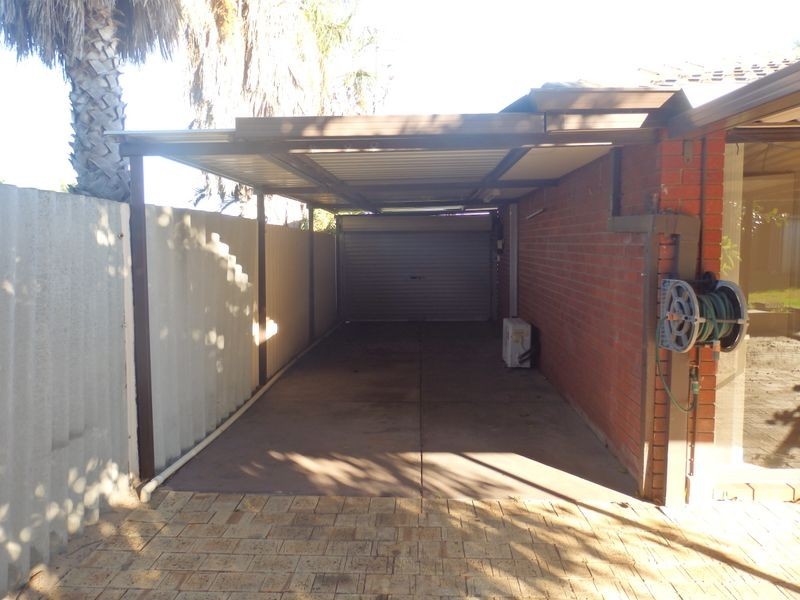 6 Grange Drive, Cooloongup WA 6168