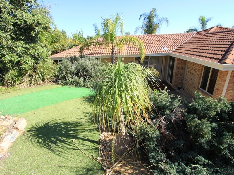 21 Brignell Gardens, Parmelia WA 6167