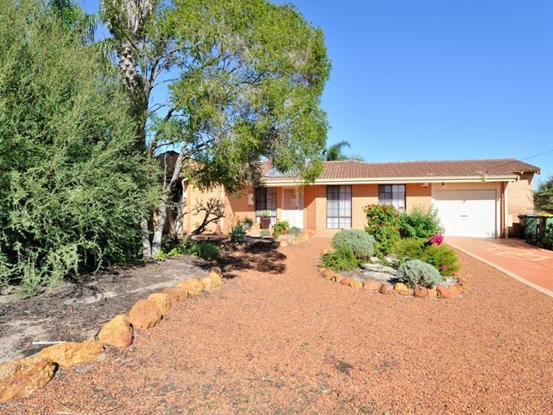 14 Falcon Court, High Wycombe WA 6057