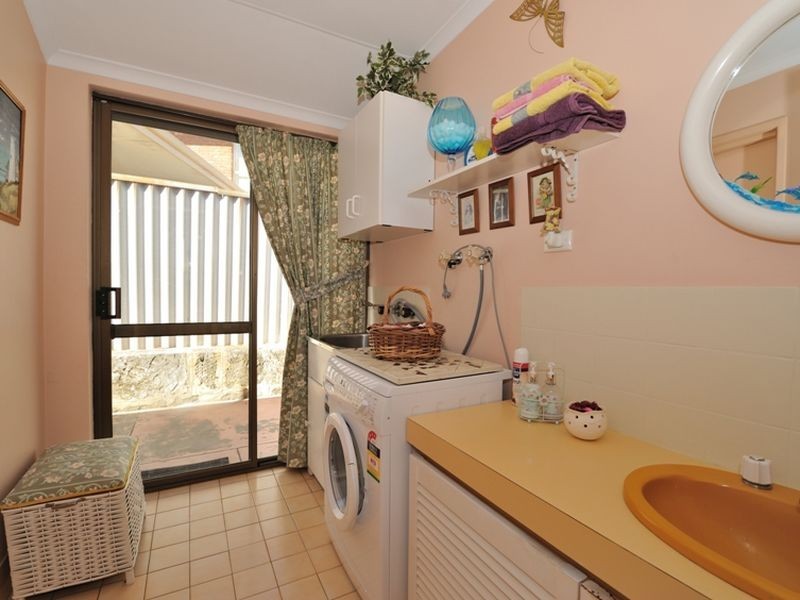 14 Falcon Court, High Wycombe WA 6057