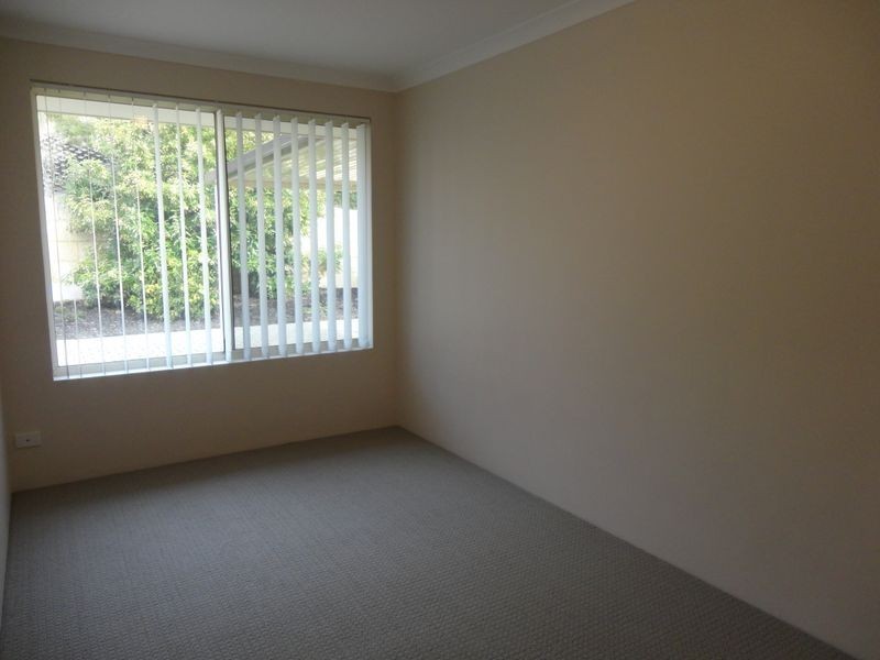5 Nunney Road, Orelia WA 6167
