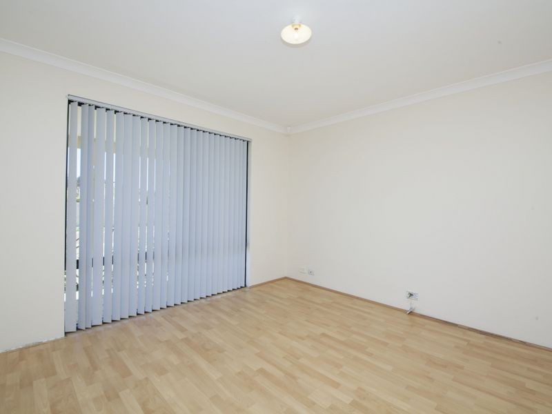 3 Pepperell Crescent, Leda WA 6170