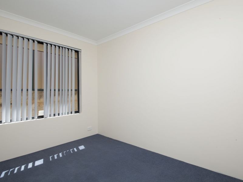 3 Pepperell Crescent, Leda WA 6170