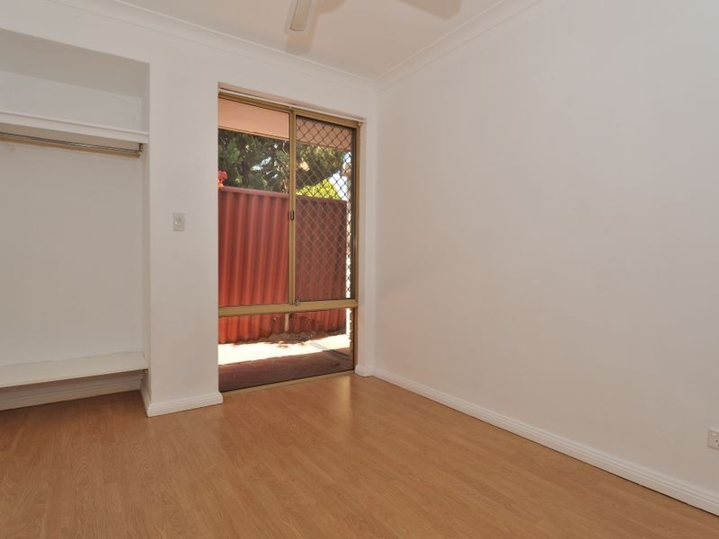 3 Cowlishaw Rise, Parmelia WA 6167