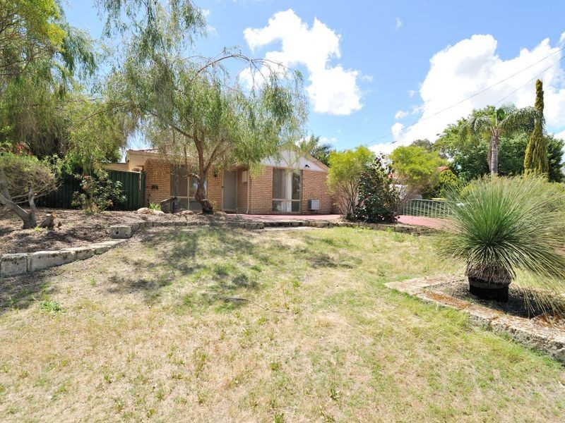 3 Cowlishaw Rise, Parmelia WA 6167