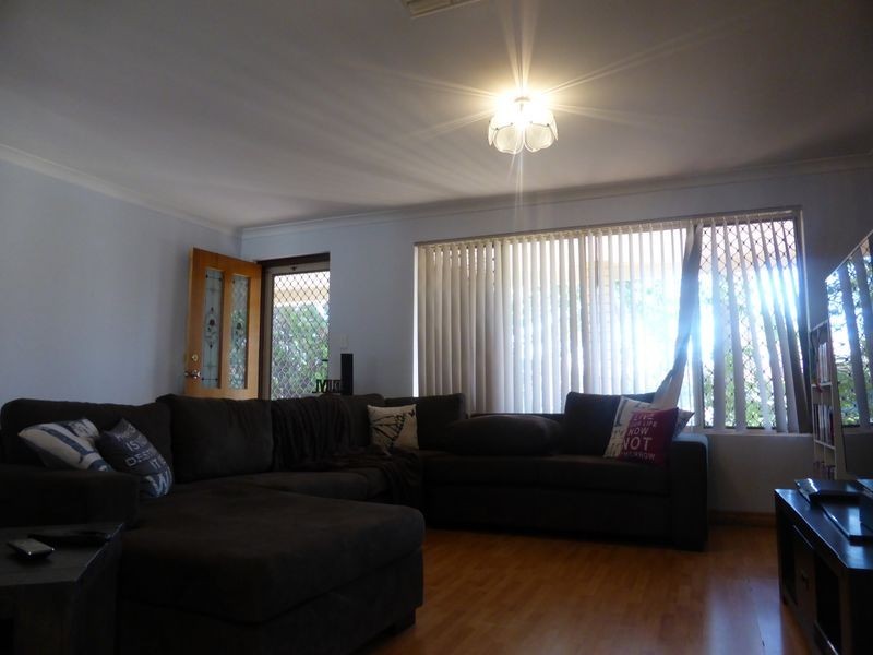 5 Selwyn Rise, Greenfields WA 6210