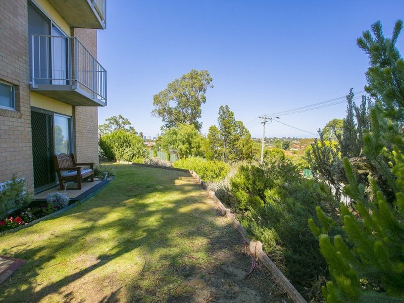 4/38 Carrington Street, Inglewood WA 6052