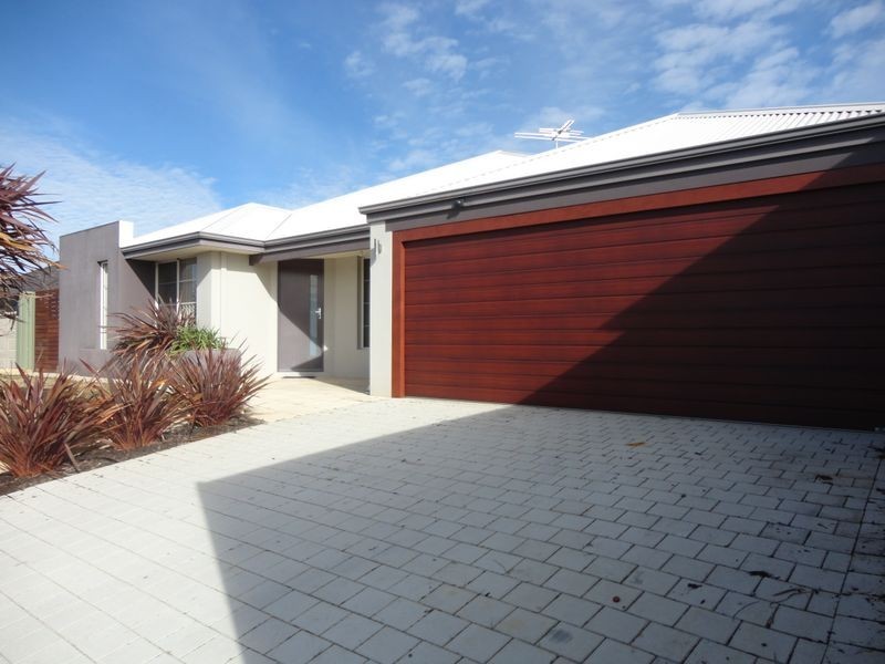 4 Eton Court, Parmelia WA 6167