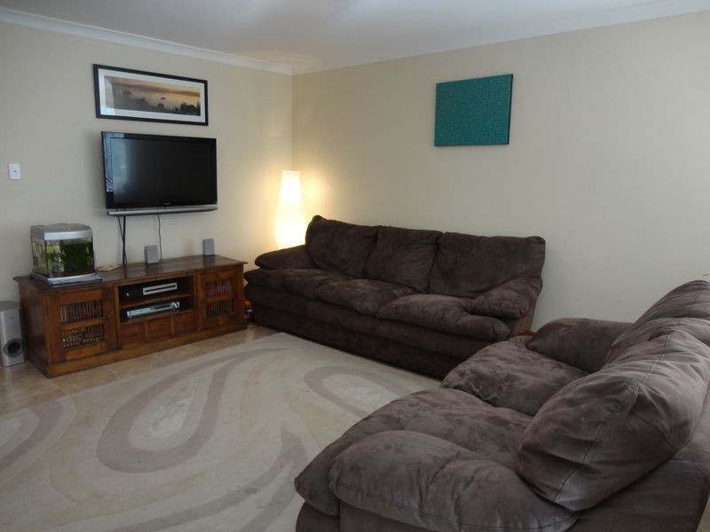 4 Eton Court, Parmelia WA 6167