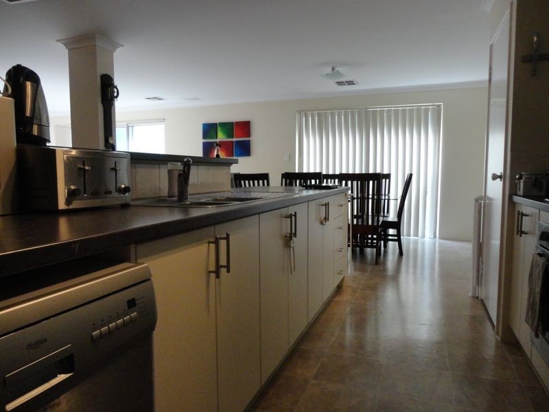 4 Eton Court, Parmelia WA 6167