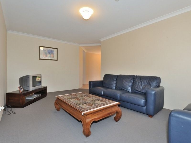 15 Doherty Heights, Parmelia WA 6167