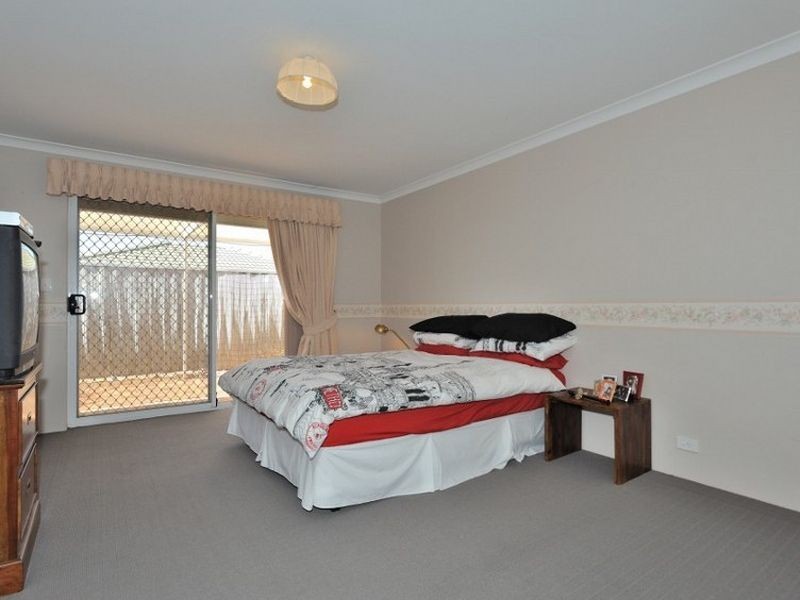 15 Doherty Heights, Parmelia WA 6167