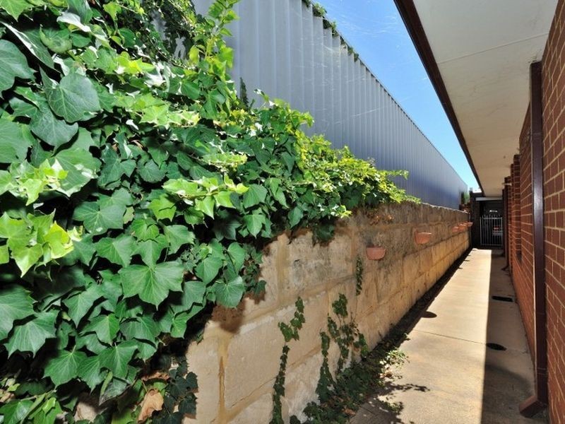 15 Doherty Heights, Parmelia WA 6167