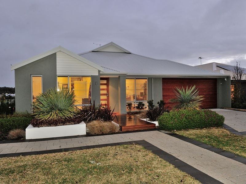 1 Esher Lane, Wellard WA 6170