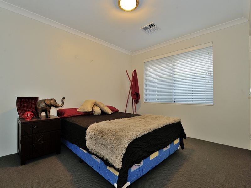 1 Esher Lane, Wellard WA 6170