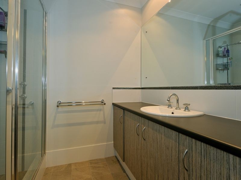 1 Esher Lane, Wellard WA 6170