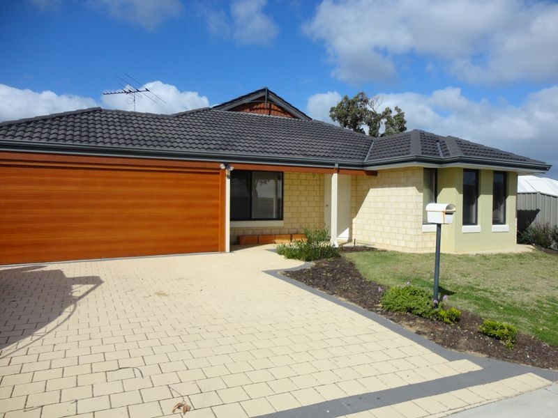 8 Wincanton Chase, Leda WA 6170