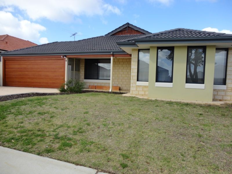 8 Wincanton Chase, Leda WA 6170