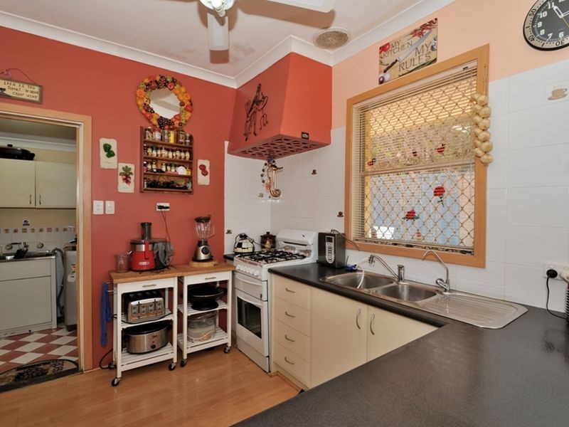 5 Steward Way, Orelia WA 6167