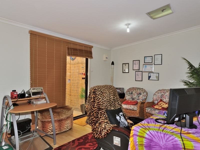 5 Steward Way, Orelia WA 6167
